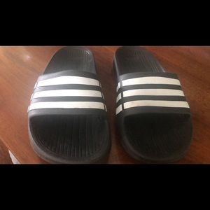 Adidas kids slides
